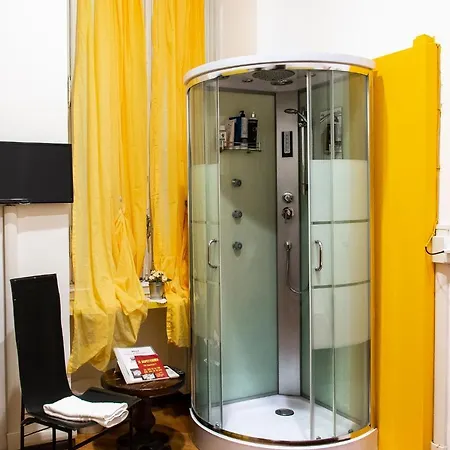 Youri Il Magnifico Hotel Genoa
