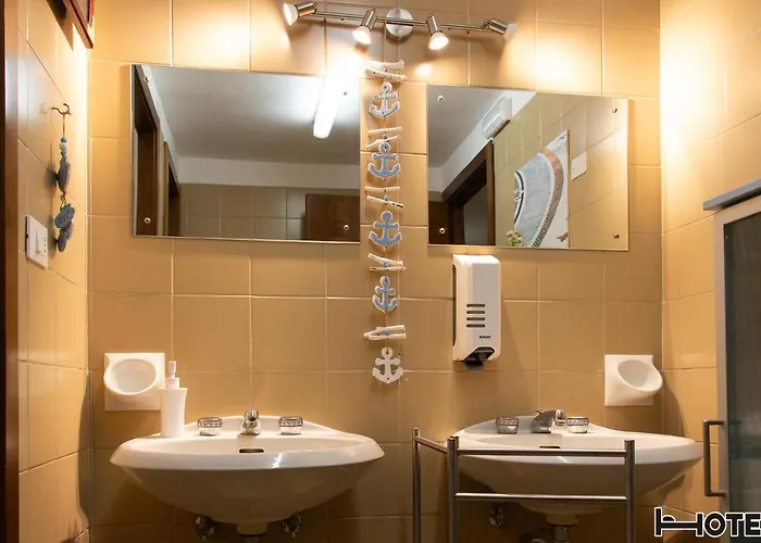 Youri Il Magnifico Ξενοδοχείο Γένοβα